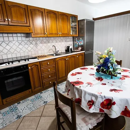 Paradise Garden House Holiday home *