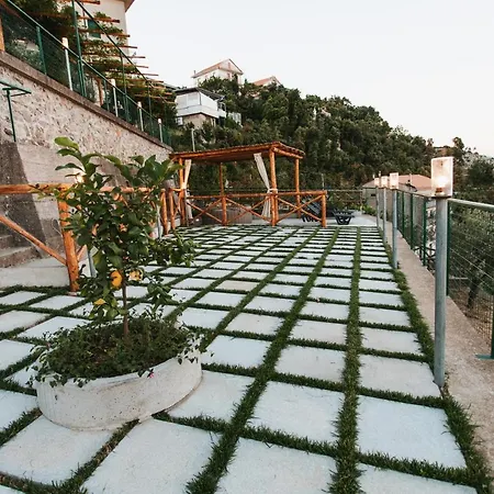 Paradise Garden House